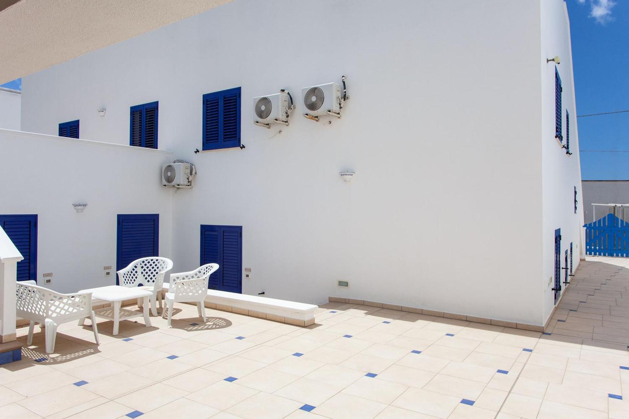 Complesso Azzurro Apartments Salve Exterior foto